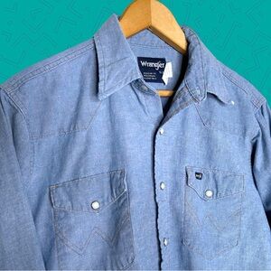 Vintage Wrangler Pearl Snap Button Down Denim Shirt